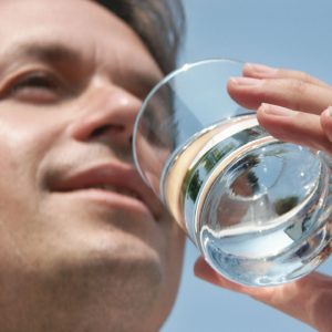 man-drinking-water-1000px man drinking water